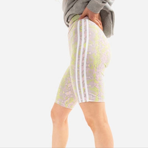 NWT size L Adidas knit bike shorts - Picture 4 of 6